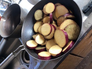 画像: カフでサツマイモを炊いてみよう！　純チタン深型フライパン